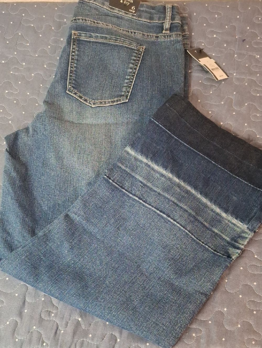 Crown & Ivy Crop Jeans size 6 NWT